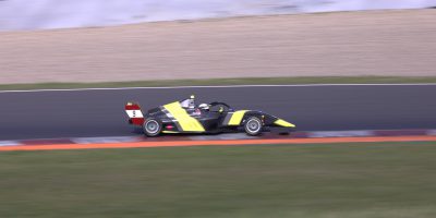 Erfolgreiche Formel 4-Ausbildung für Simon Schranz